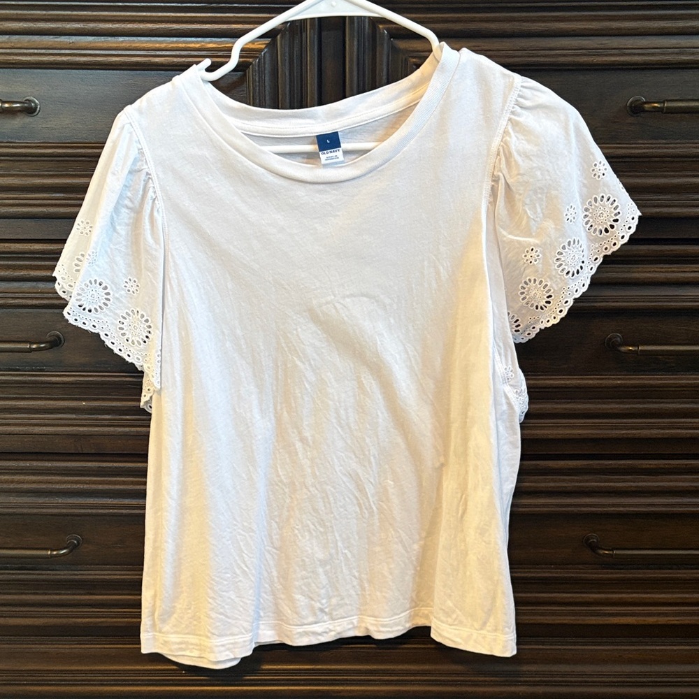 Old Navy White Eyelet Sleeve Tee
